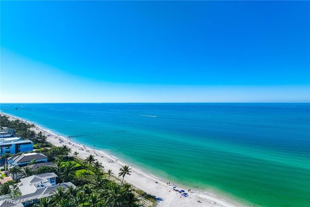 766 Central AVE 204, Naples, FL 34102