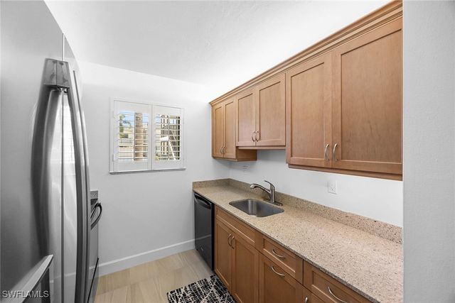 766 Central AVE 204, Naples, FL 34102