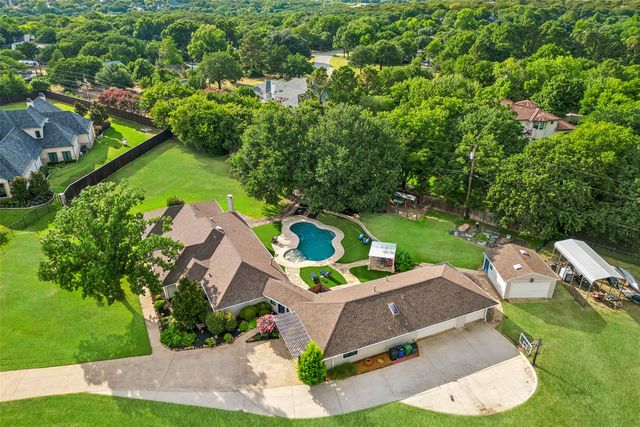 2705 N Quail Run Court, Southlake, TX 76092