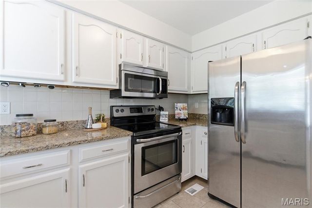 2466 Maple Crossing Drive, Wildwood, MO 63011