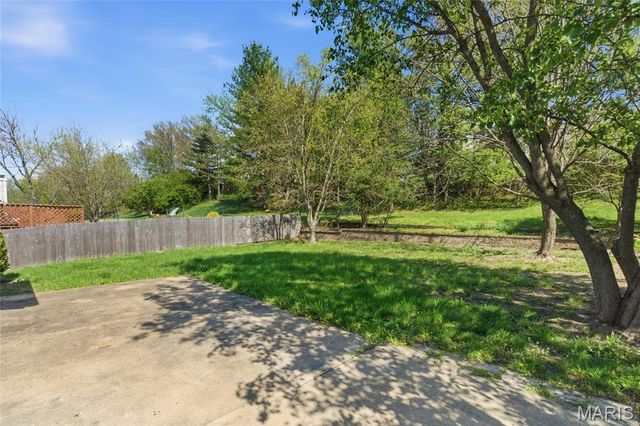 2466 Maple Crossing Drive, Wildwood, MO 63011