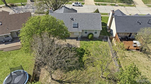 2466 Maple Crossing Drive, Wildwood, MO 63011