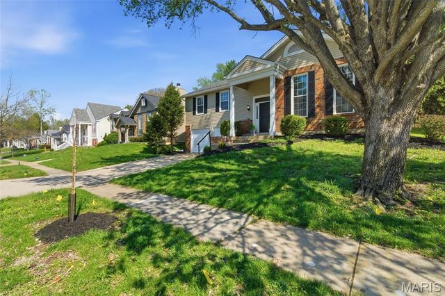 2466 Maple Crossing Drive, Wildwood, MO 63011