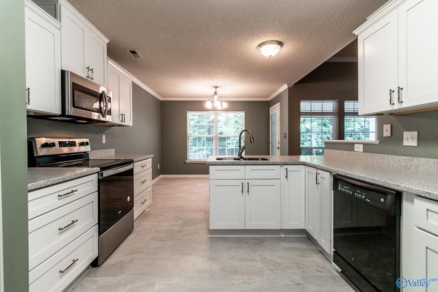 124 Wittington Lane, Madison, AL 35758
