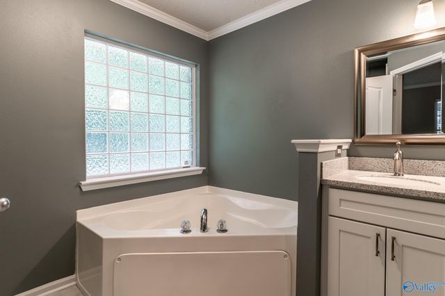 124 Wittington Lane, Madison, AL 35758
