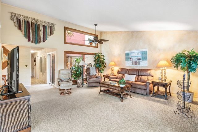 419 SW 28th Avenue, Delray Beach, FL 33445