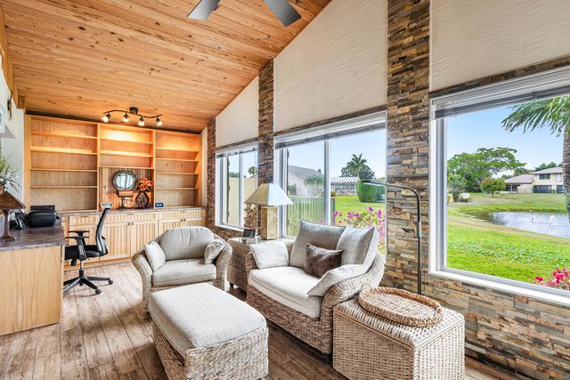 419 SW 28th Avenue, Delray Beach, FL 33445