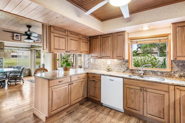 419 SW 28th Avenue, Delray Beach, FL 33445