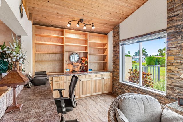 419 SW 28th Avenue, Delray Beach, FL 33445