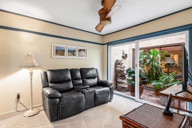 419 SW 28th Avenue, Delray Beach, FL 33445