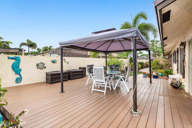 419 SW 28th Avenue, Delray Beach, FL 33445