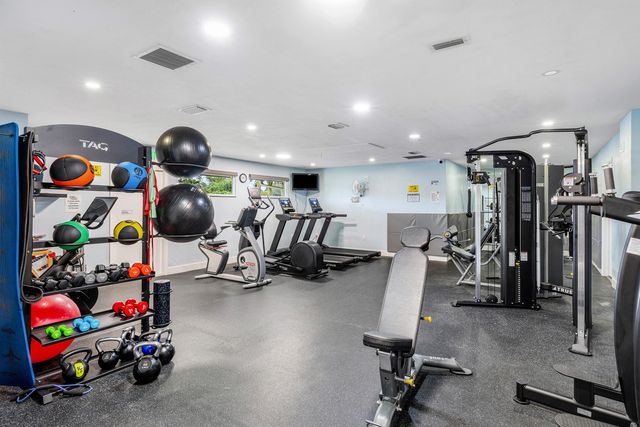 419 SW 28th Avenue, Delray Beach, FL 33445