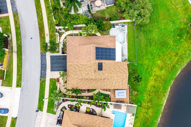 419 SW 28th Avenue, Delray Beach, FL 33445