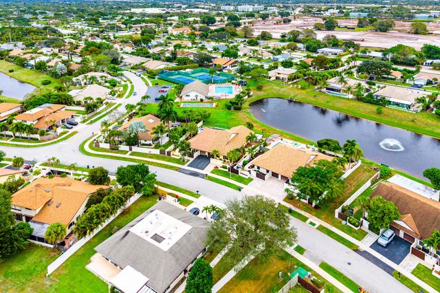 419 SW 28th Avenue, Delray Beach, FL 33445