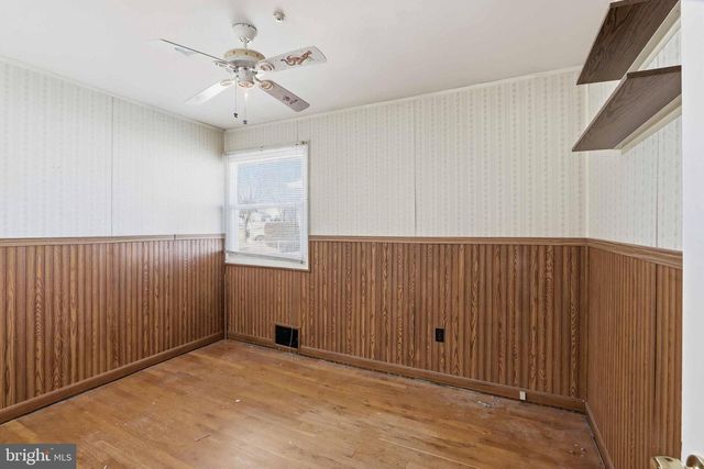 812 CEDAR BRANCH DR, Glen Burnie, MD 21061