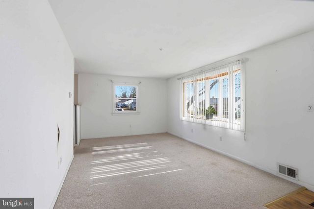 812 CEDAR BRANCH DR, Glen Burnie, MD 21061