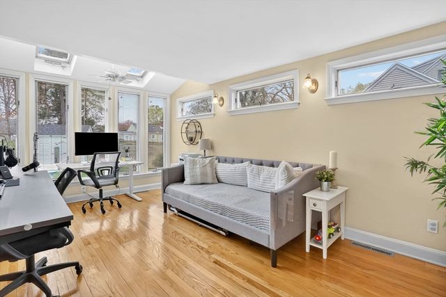 106 Maebeth St, Springfield, MA 01119