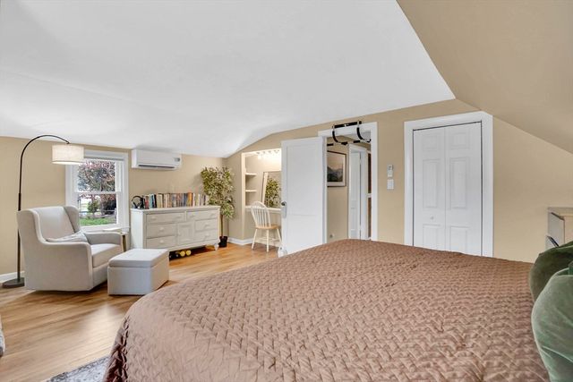 106 Maebeth St, Springfield, MA 01119