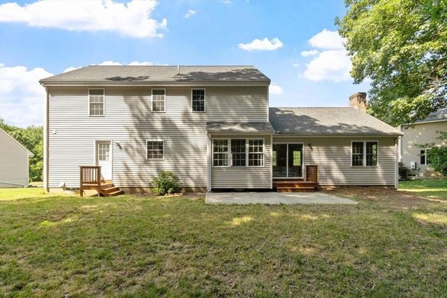 15 Marks Way, Maynard, MA 01754
