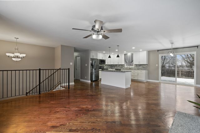 24240 S Burr Road, Channahon, IL 60410