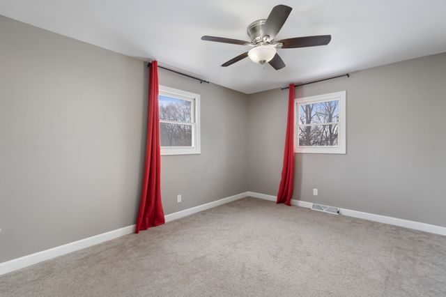 24240 S Burr Road, Channahon, IL 60410