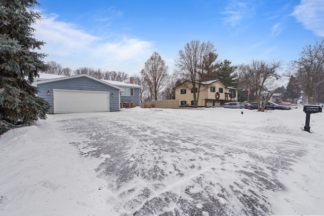 24240 S Burr Road, Channahon, IL 60410