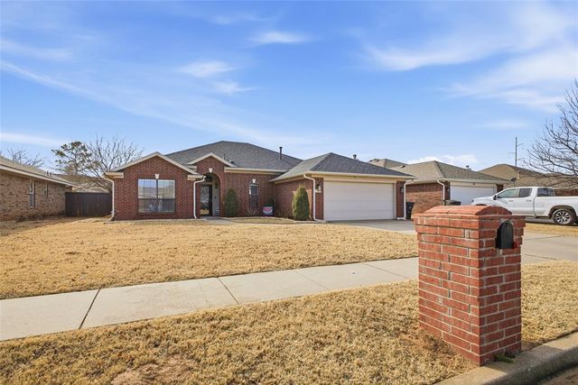 140 SE 26th Street, Moore, OK 73160