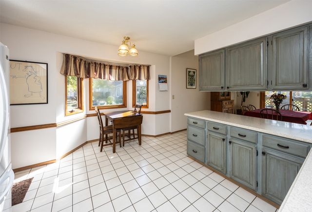 5918 Aspen Circle, Johnston, IA 50131