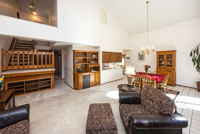 5918 Aspen Circle, Johnston, IA 50131