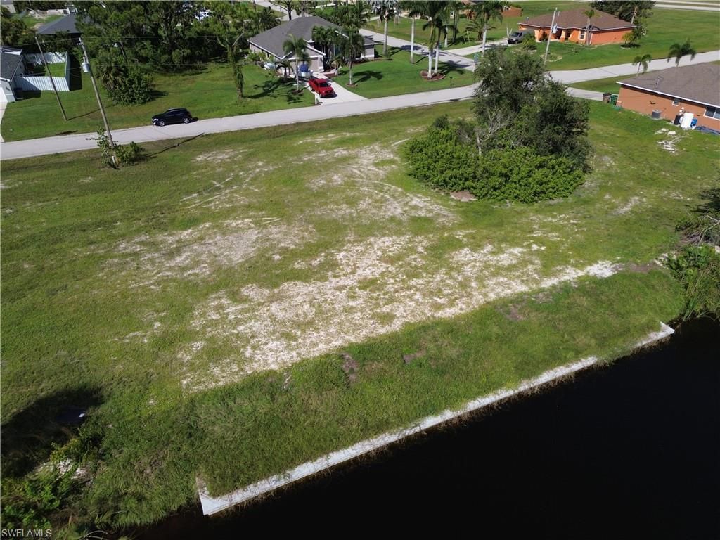 2436 SW 1st TER, CAPE CORAL, FL 33991 — photo 3