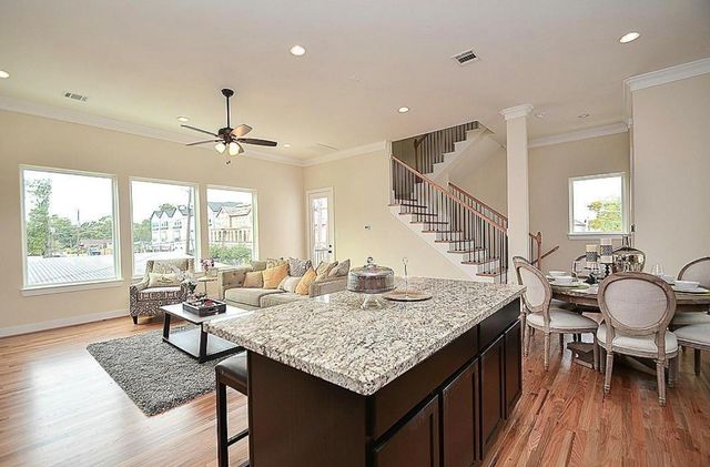 1548 W 23rd Street, Houston, TX 77008