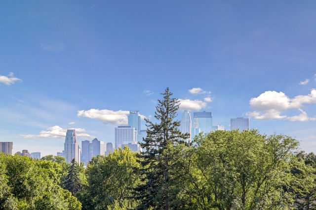 1701 Madison Street NE 404, Minneapolis, MN 55413