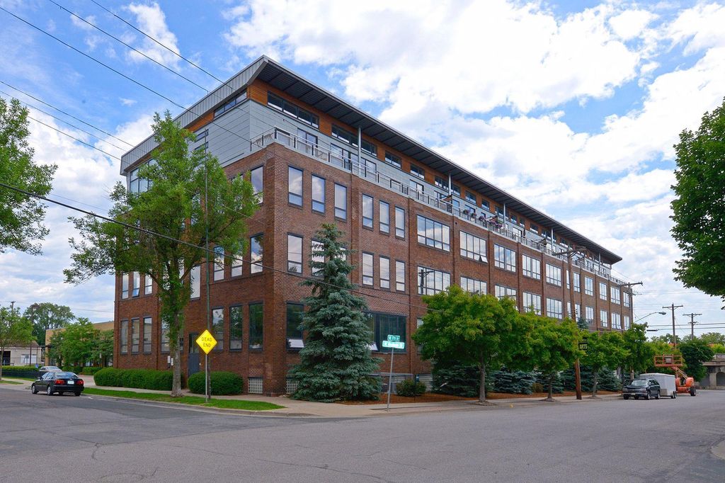 1701 Madison Street NE 404, Minneapolis, MN 55413 — exterior