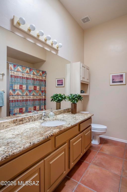 Image 30 of property listing at 715 W Panorama Road, Tucson, AZ 85704