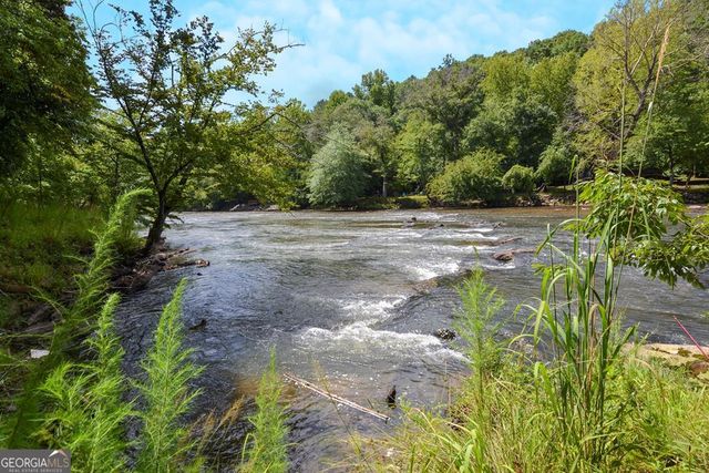 50 Kings Court, Ellijay, GA 30540