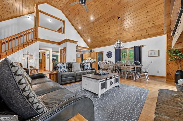 50 Kings Court, Ellijay, GA 30540