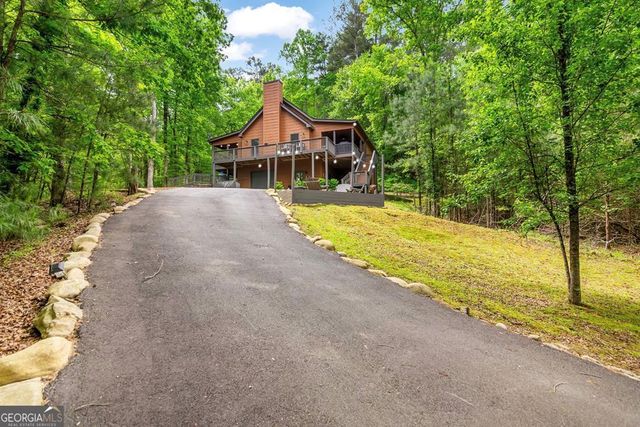50 Kings Court, Ellijay, GA 30540