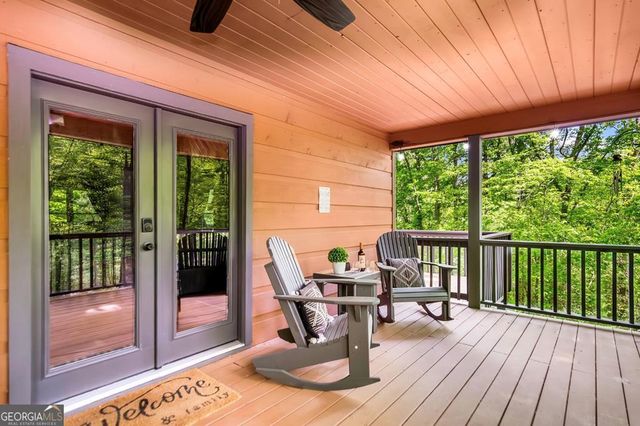 50 Kings Court, Ellijay, GA 30540