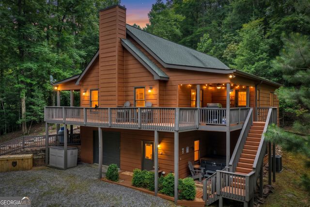 50 Kings Court, Ellijay, GA 30540