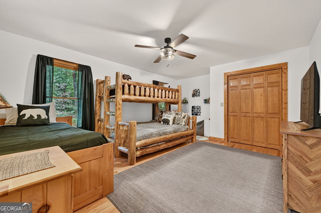 50 Kings Court, Ellijay, GA 30540