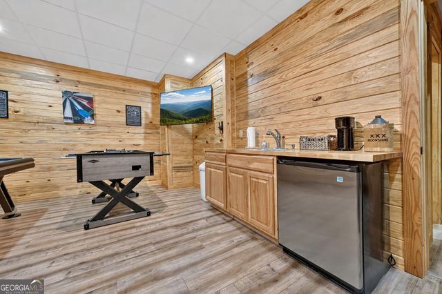 50 Kings Court, Ellijay, GA 30540