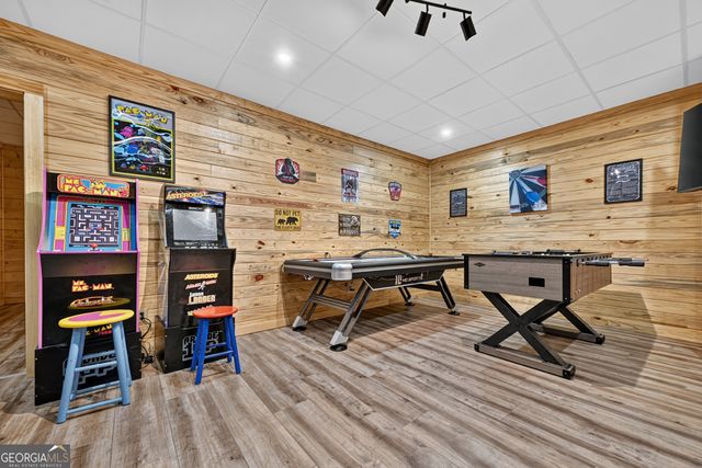 50 Kings Court, Ellijay, GA 30540