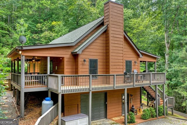 50 Kings Court, Ellijay, GA 30540