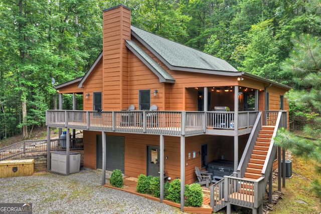 50 Kings Court, Ellijay, GA 30540