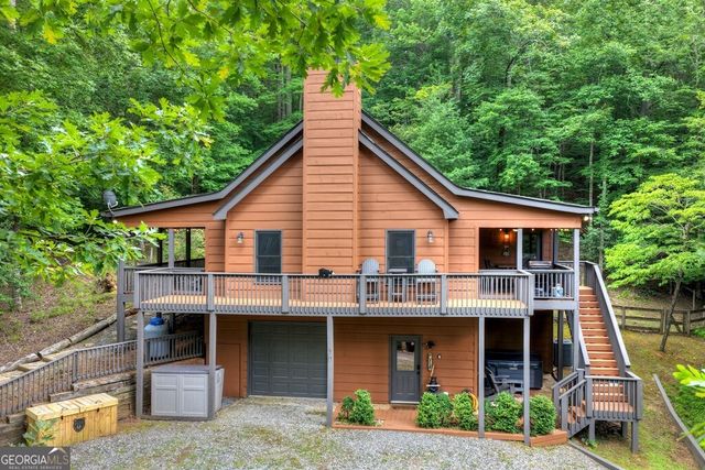 50 Kings Court, Ellijay, GA 30540