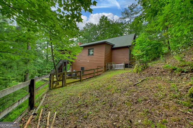 50 Kings Court, Ellijay, GA 30540