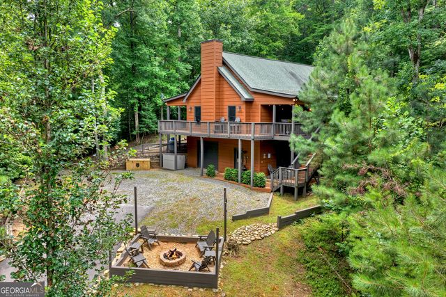 50 Kings Court, Ellijay, GA 30540