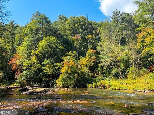 50 Kings Court, Ellijay, GA 30540