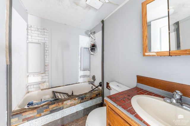 4490 Tuttle Creek Boulevard, Manhattan, KS 66502