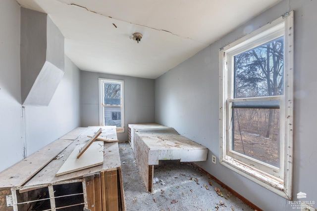 4490 Tuttle Creek Boulevard, Manhattan, KS 66502